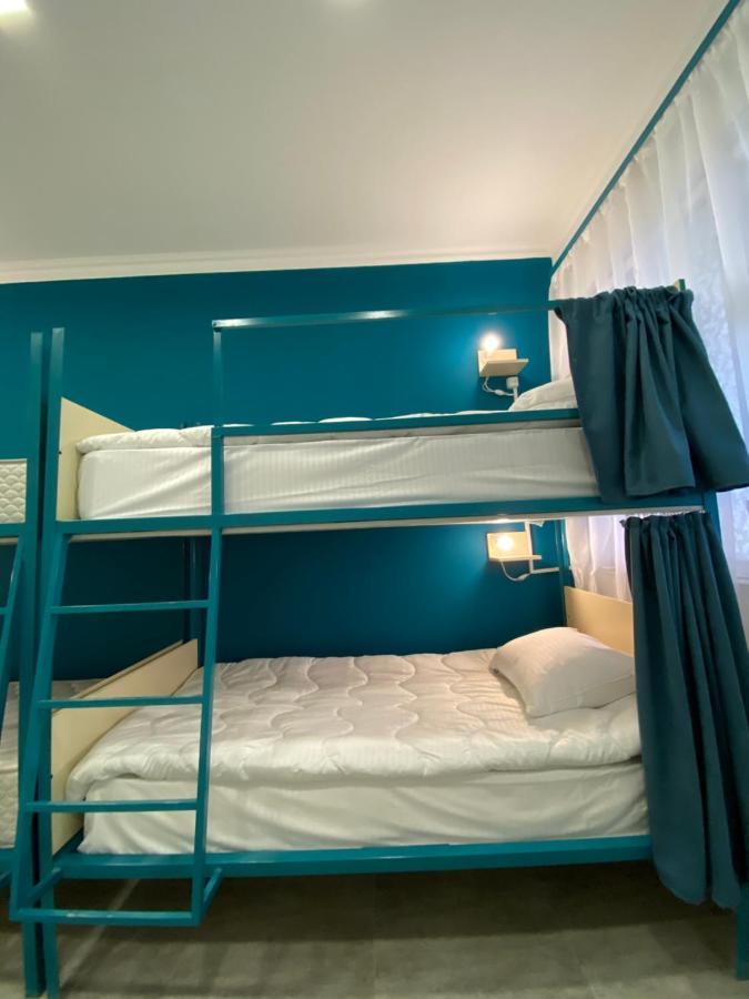Santorini Hotel & Hostel エレバン エクステリア 写真