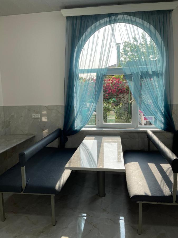Santorini Hotel & Hostel エレバン エクステリア 写真