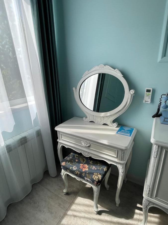 Santorini Hotel & Hostel エレバン エクステリア 写真